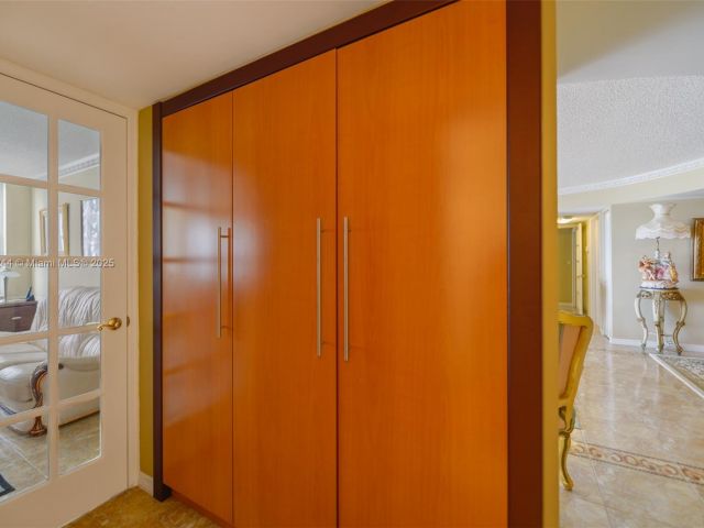 Apartment for sale  Unit #1707S - photo 6272302