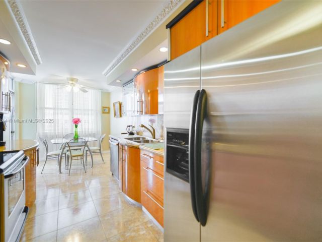 Apartment for sale  Unit #1707S - photo 6272303