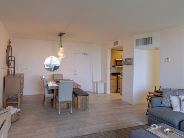 Apartment for sale  Unit #634 - photo 6287882