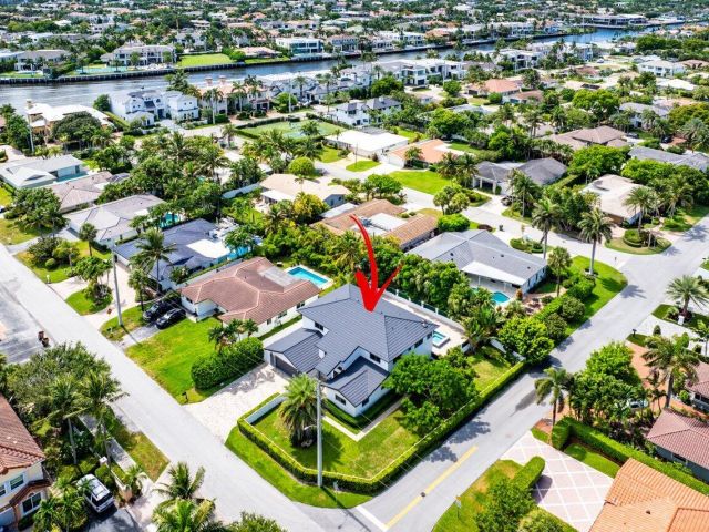 Home for sale at 811 SE 31st Street - photo 6272876