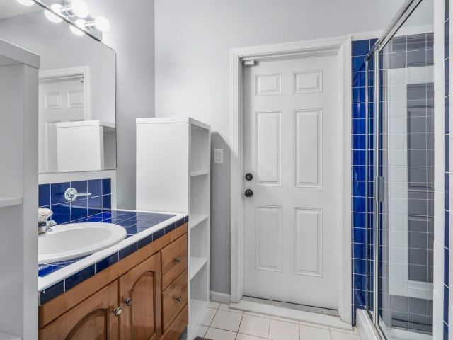 Home for sale at 811 SE 31st Street - photo 6272891