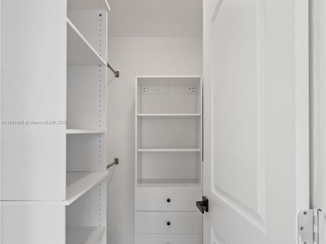 Home for sale at 1710 SW 1st Ave - photo 6272123