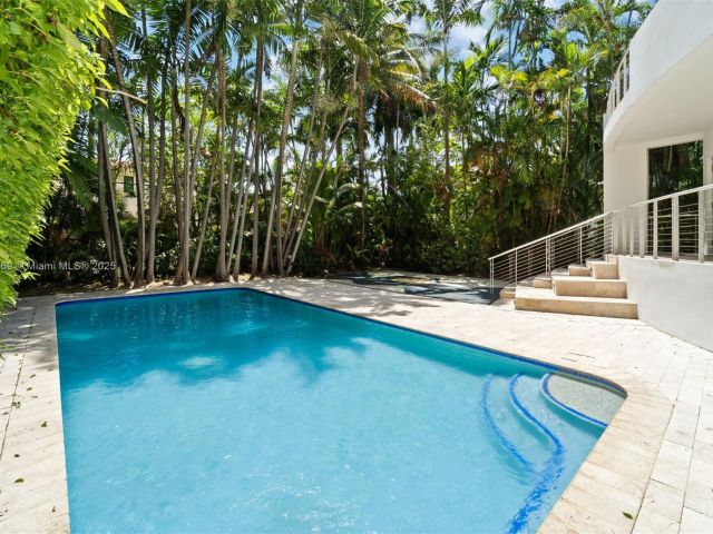 Home for sale at 5625 N Bay Rd - photo 6278960