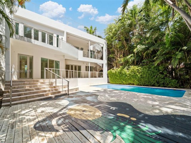 Home for sale at 5625 N Bay Rd - photo 6278974