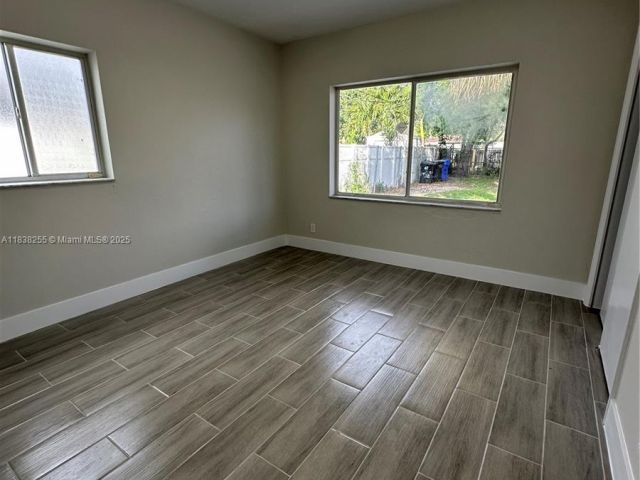 Home for rent at 1300 NW 7th Ter - photo 6272324