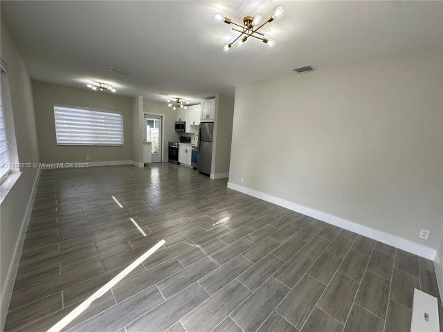 Home for rent at 1300 NW 7th Ter - photo 6272329