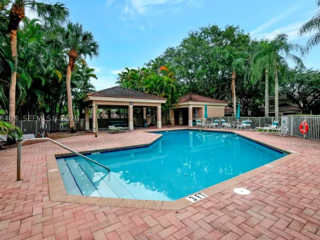 3-bedroom home for sale in Pembroke Pines - 9715 NW 23rd Ct - MondialRealty