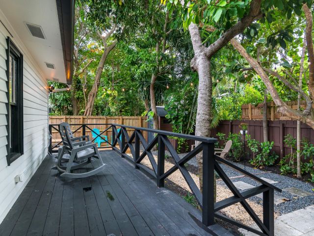 Home for sale at 713 NE 17th Rd - photo 6280474