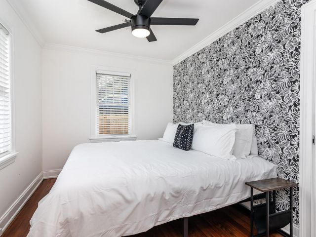 Home for sale at 713 NE 17th Rd - photo 6280480