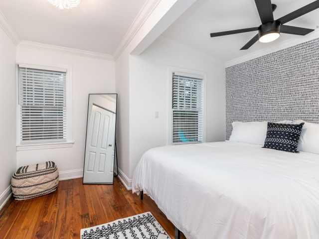 Home for sale at 713 NE 17th Rd - photo 6280482