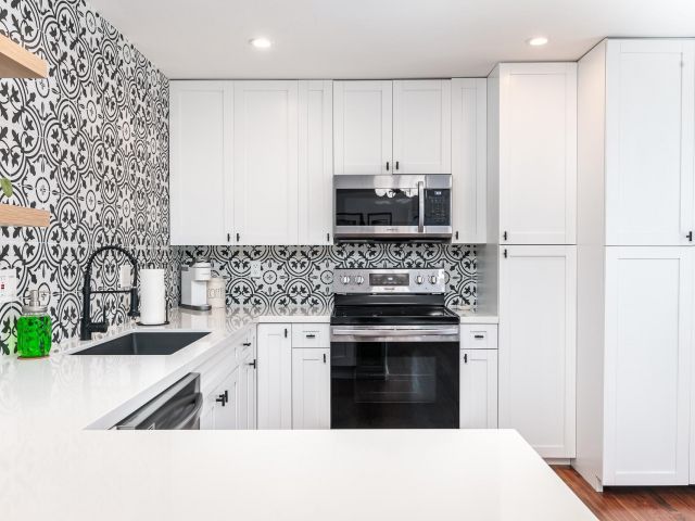 Home for sale at 713 NE 17th Rd - photo 6280488