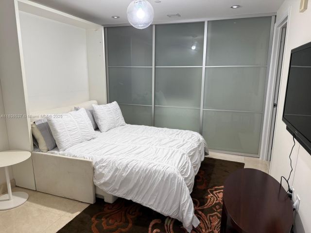 Apartment for rent  Unit #3506 - photo 6277915