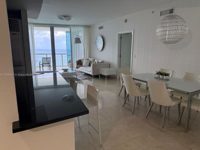 Apartment for rent  Unit #3506 - photo 6277933