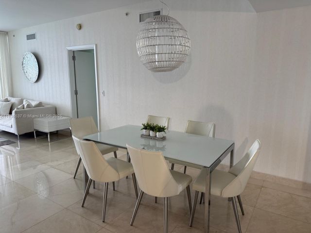 Apartment for rent  Unit #3506 - photo 6277934