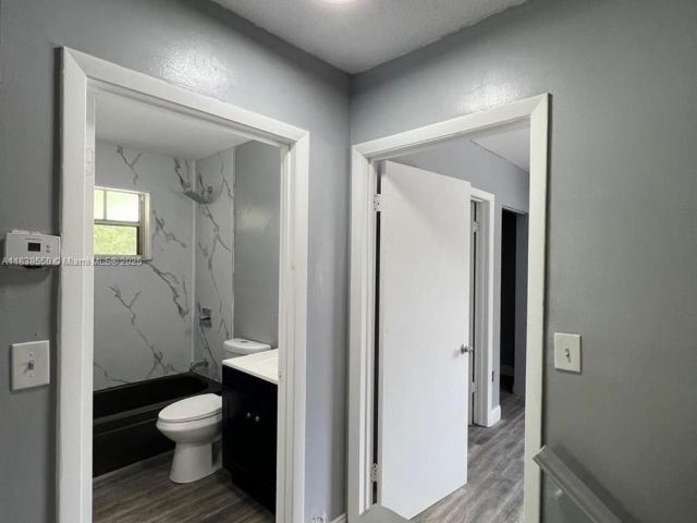 Home for rent at 451 NE 136th St I-101 - photo 6289920