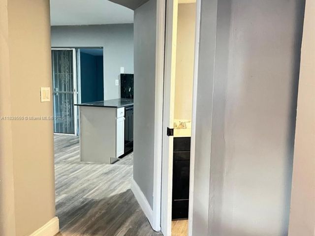 Home for rent at 451 NE 136th St I-101 - photo 6289931