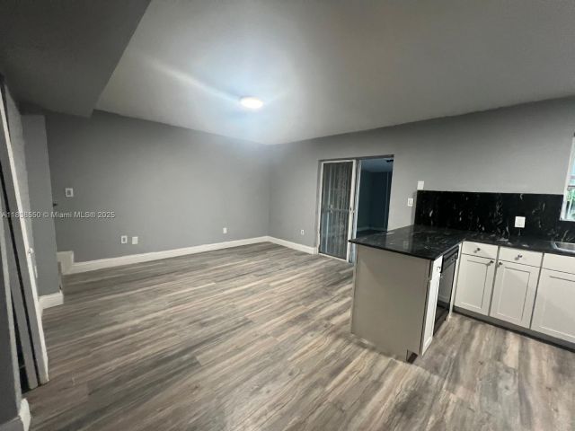 Home for rent at 451 NE 136th St I-101 - photo 6289933