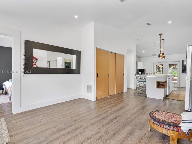 Home for rent at 266 NE 117th St 0 - photo 6275204