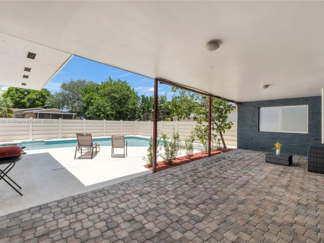 Home for sale at 1730 N 55th Ave - photo 6275094
