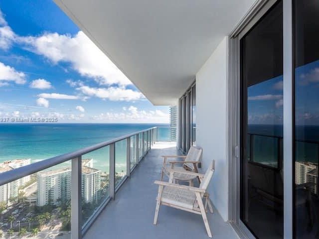 Apartment for sale  Unit #T3501 - photo 6277072