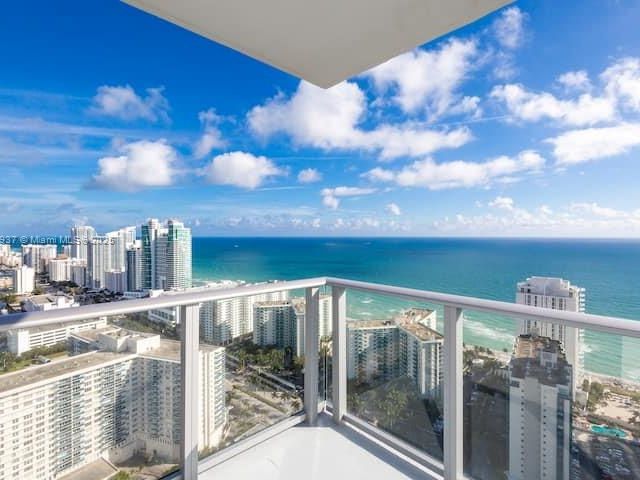 Apartment for sale  Unit #T3501 - photo 6277075