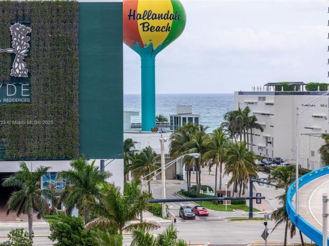 Apartment for sale  Unit #R409 - photo 6277060