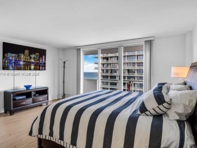 Apartment for rent  Unit #1006 - photo 6275613