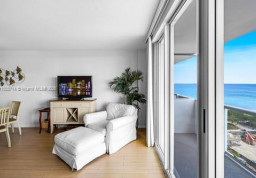 Apartment #1006 at Carlisle on the Ocean