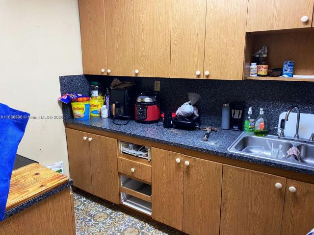 Home for sale at 1030 NW 30th Ave - photo 6285303