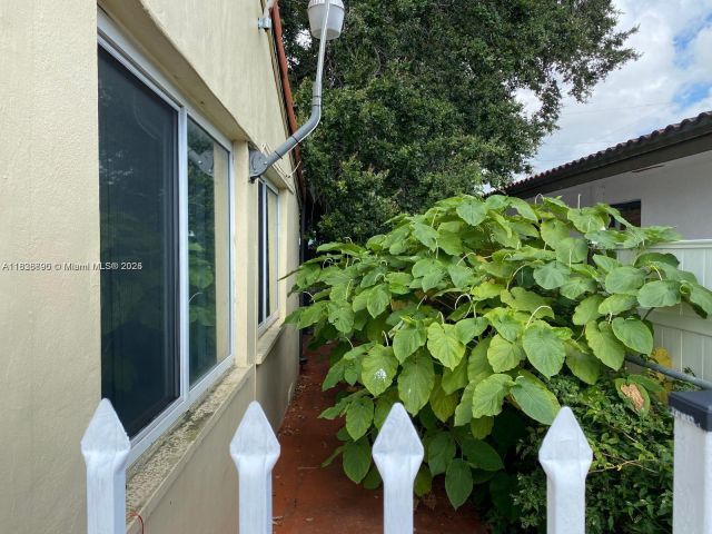 Home for sale at 1030 NW 30th Ave - photo 6285307