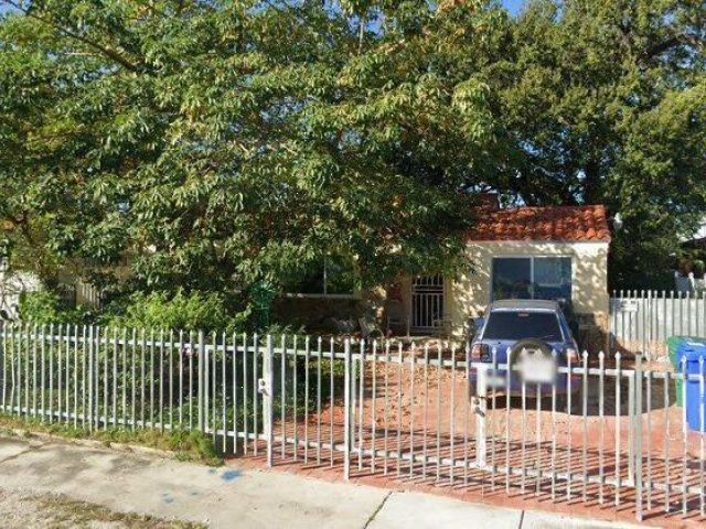 Home for sale at 1030 NW 30th Ave - photo 6285308