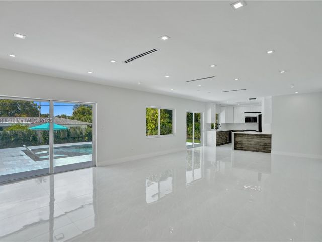 Home for sale at 1840 NE 199th St - photo 6286294