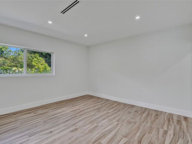 Home for rent at 1840 NE 199th St - photo 6286261