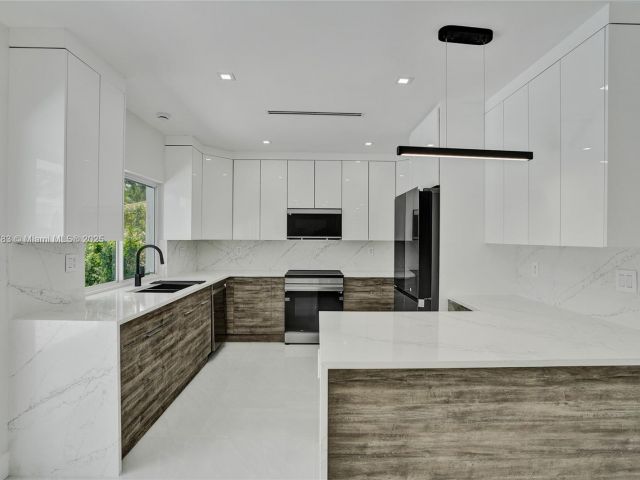 Home for rent at 1840 NE 199th St - photo 6286272