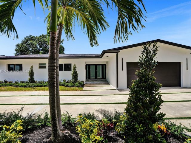 Home for rent at 1840 NE 199th St - photo 6286277