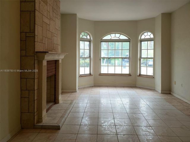 Home for sale at 3124 Prairie Ave - photo 6275021