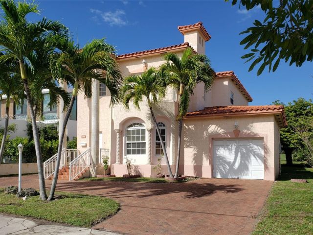 Home for sale at 3124 Prairie Ave - photo 6275024