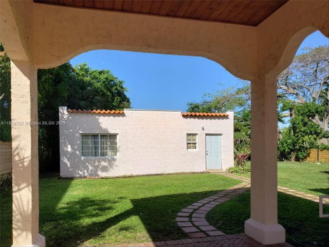 Home for sale at 3124 Prairie Ave - photo 6275025