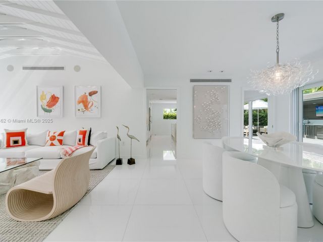 Home for sale at 475 Woodcrest Rd - photo 6291951