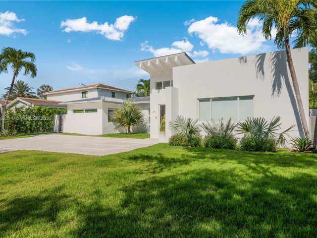 Home for sale at 475 Woodcrest Rd - photo 6291961