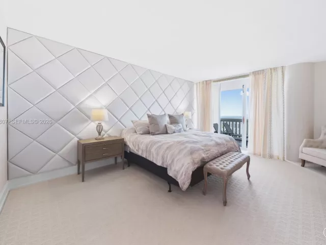 3-bedroom condo for sale in Aventura - 2000 Island Blvd 2409 - MondialRealty