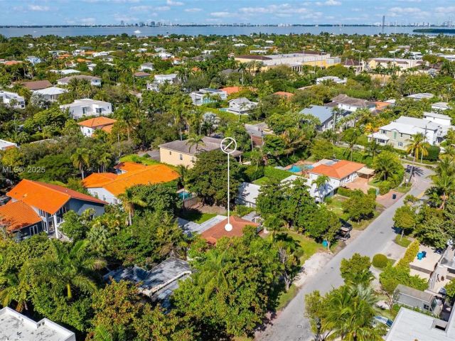 Home for sale at 738 Fernwood Rd - photo 6286359