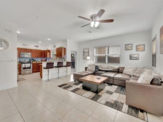 Home for sale at 216 NE 36th Ter - photo 6276696