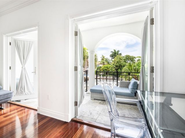 Home for rent at 438 Coconut Isle Dr - photo 6280315