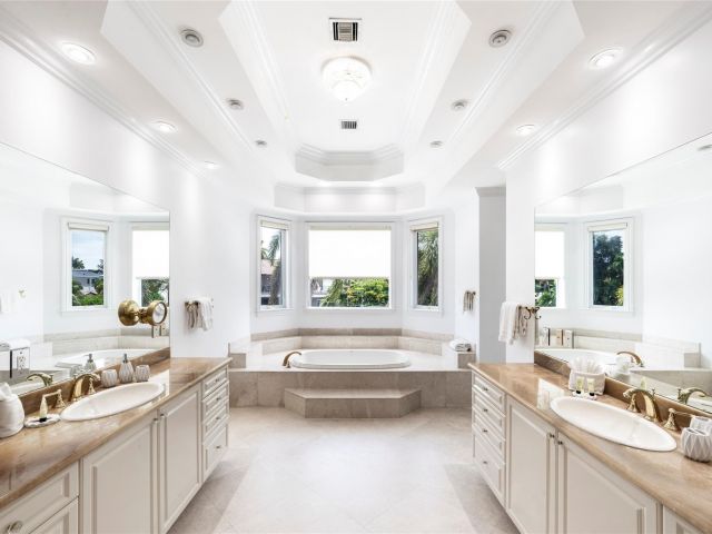 Home for rent at 438 Coconut Isle Dr - photo 6280320