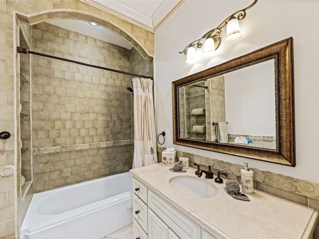 Home for rent at 42 Nurmi Dr - photo 6280332