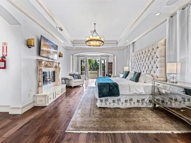 Home for rent at 42 Nurmi Dr - photo 6280338