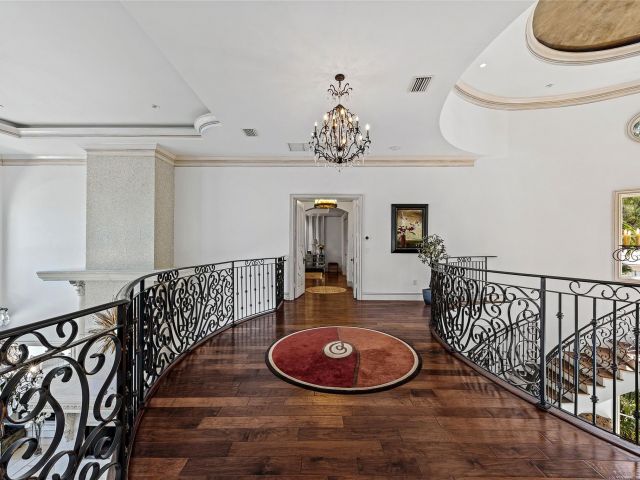 Home for rent at 42 Nurmi Dr - photo 6280339