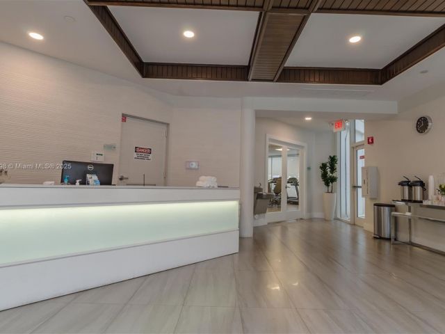 Apartment for sale  Unit #1801 - photo 6278157