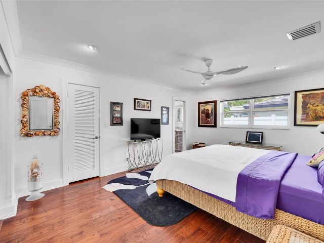 Home for rent at 816 Appleby St - photo 6275570